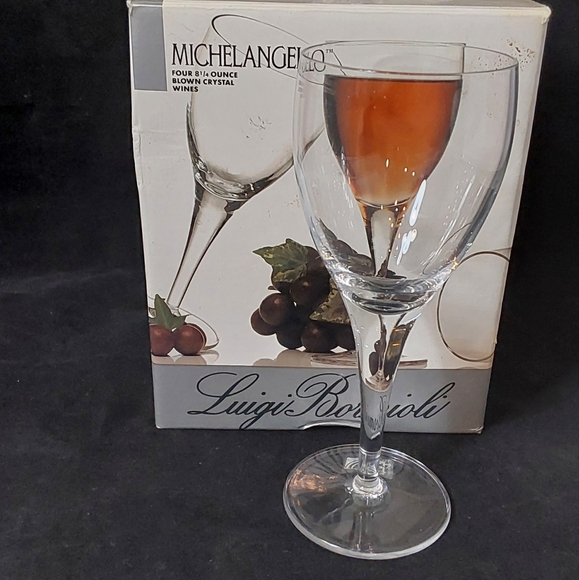LUIGI BORMIOLI FOUR 8 1/4 OUNCE BLOWN CRYSTAL WINES GLASSES - Picture 2 of 5